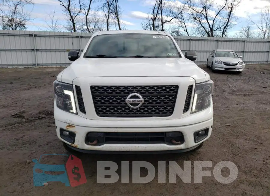 1N6AA1E50JN519014 Photo# 5