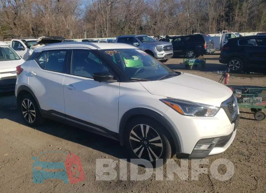 3N1CP5DV6LL515963 Photo# 4