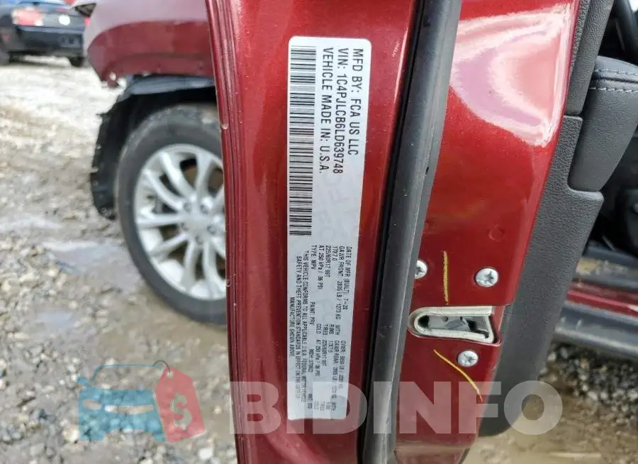 1C4PJLCB6LD639748 Photo# 13