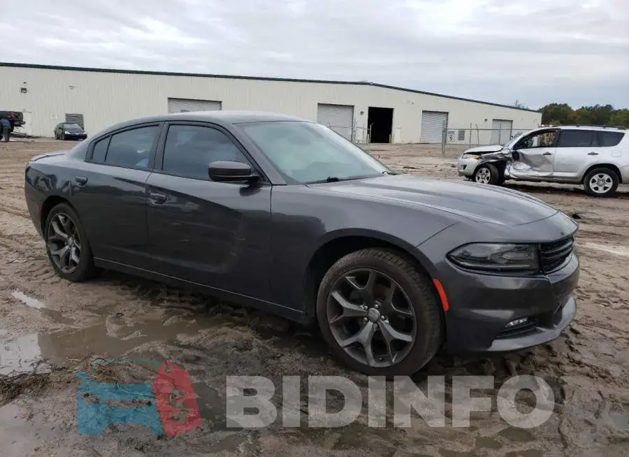 2C3CDXHG3GH251844 Photo# 4