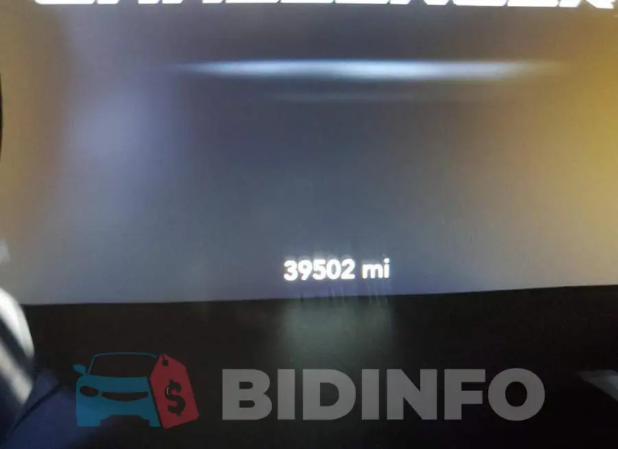 2C3CDZAGXHH501488 Photo# 8