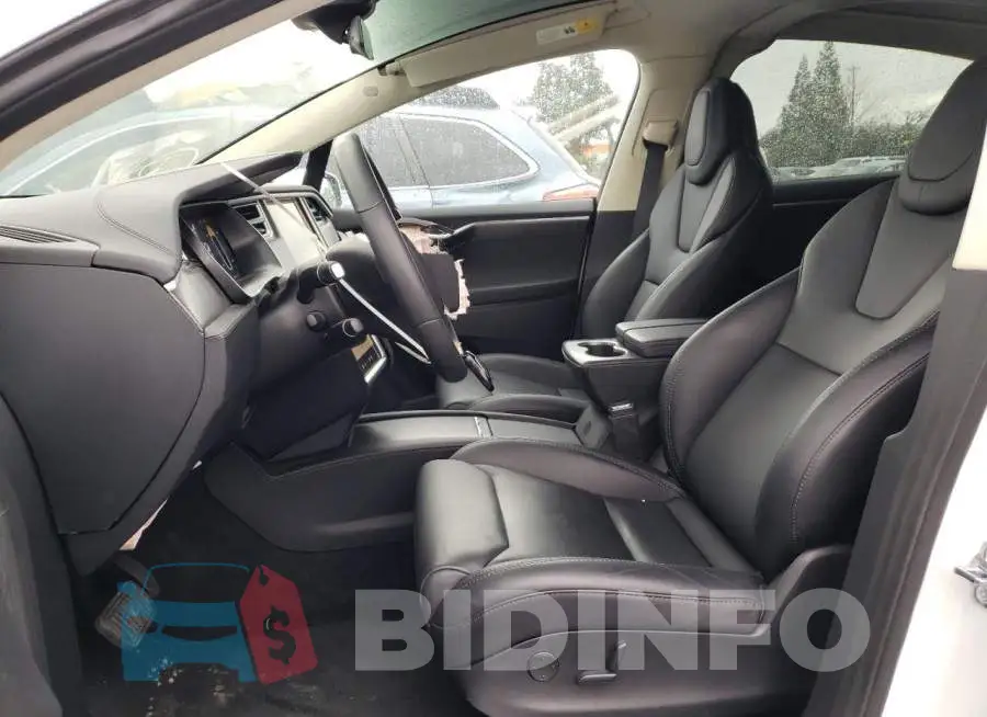 5YJXCDE28JF093747 Photo# 7
