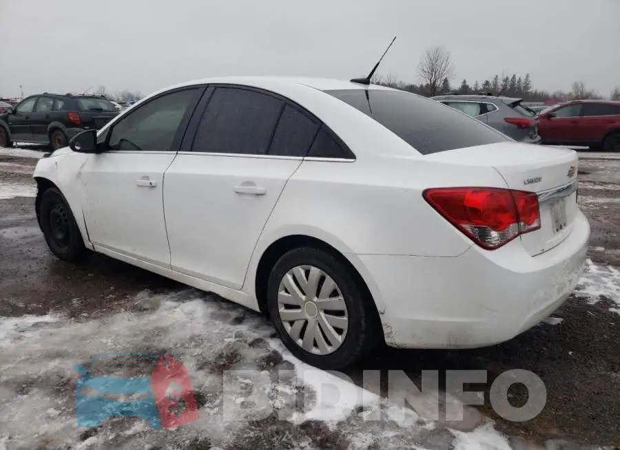 1G1PC5SB3E7381724 Photo# 2