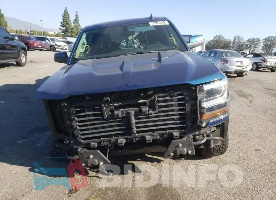 3GCPCREC3JG172582 Photo# 5