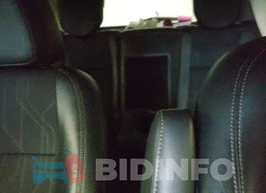 3GNCJLSB5LL111183 Photo# 10
