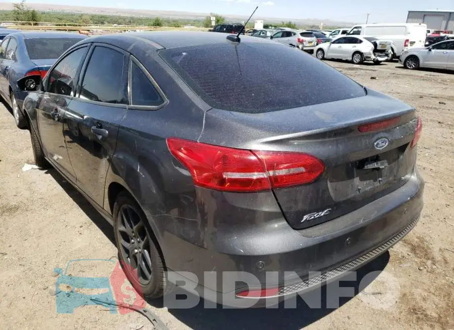 1FADP3F24GL339897 Photo# 3