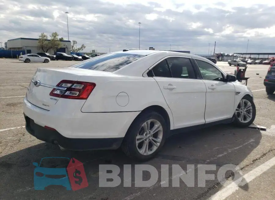 1FAHP2D86JG134696 Photo# 4