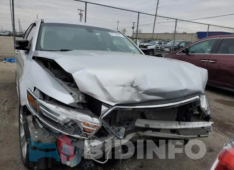 1FAHP2D89GG145037 Photo# 11