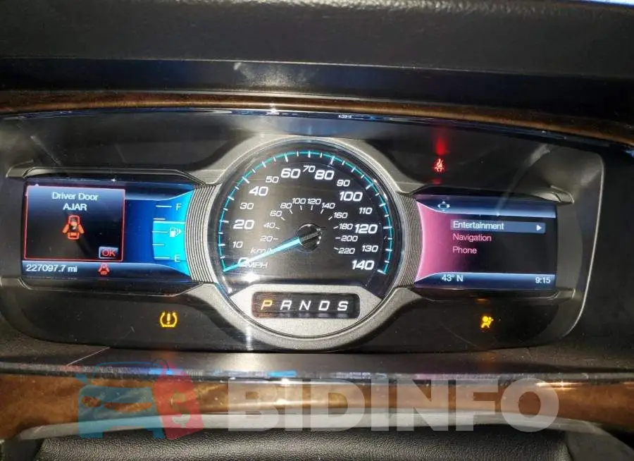 1FAHP2F84FG162520 Photo# 9