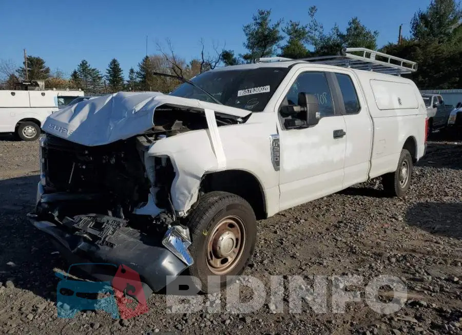 1FT7X2A69JEC95029 Photo# 2