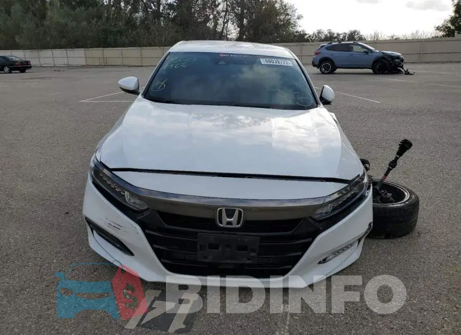 1HGCV1F35JA260607 Photo# 5