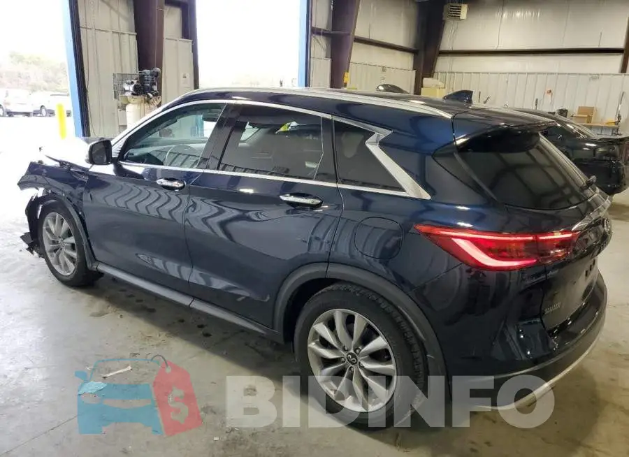 3PCAJ5M19LF111265 Photo# 2