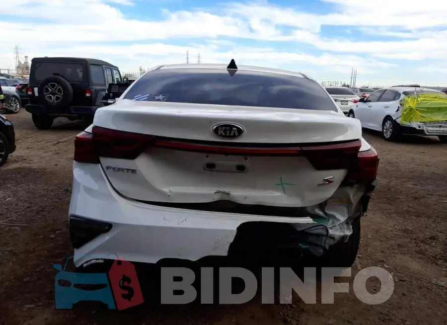 3KPF34AD3KE020196 Photo# 6