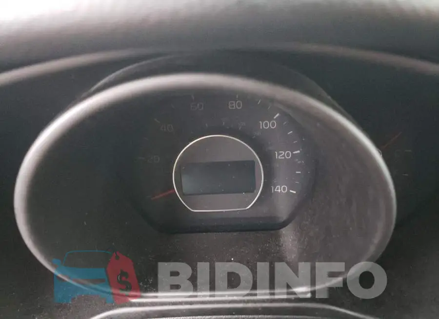 KNDJN2A28J7531733 Photo# 9