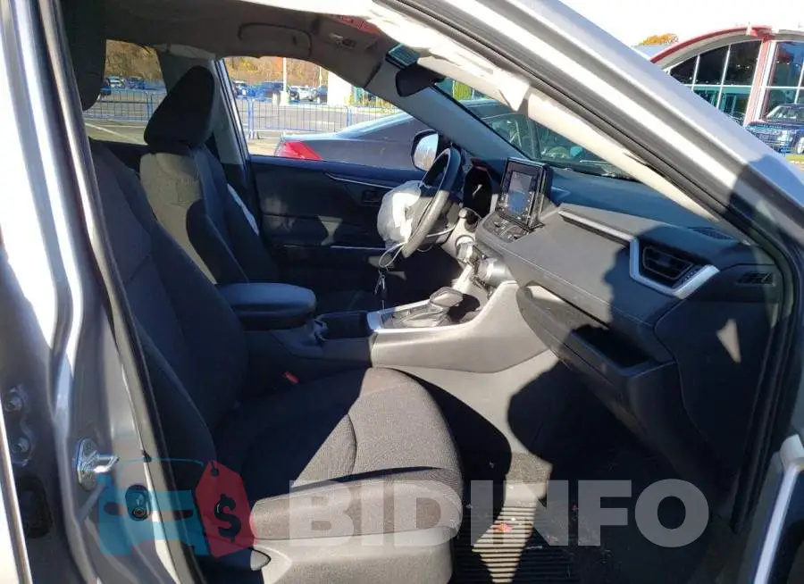 2T3F1RFV6NW298054 Photo# 5