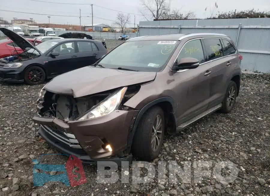 5TDJZRFH8KS917618 Photo# 1