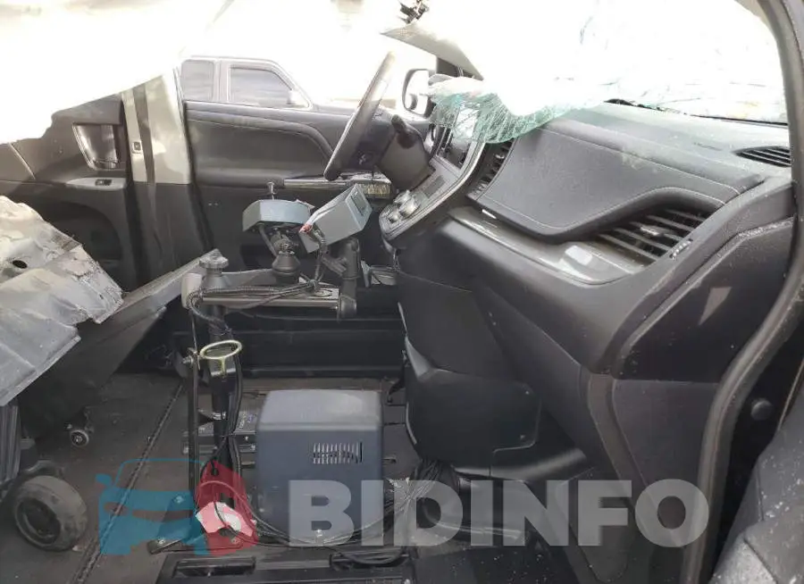 5TDXK3DC8GS762742 Photo# 5