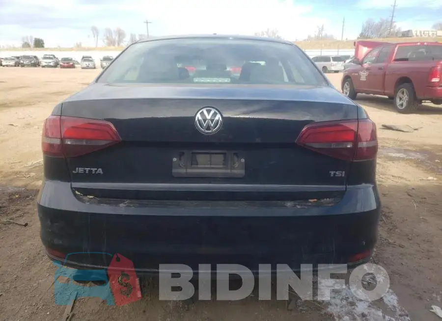 3VW2B7AJ4JM242174 Photo# 6