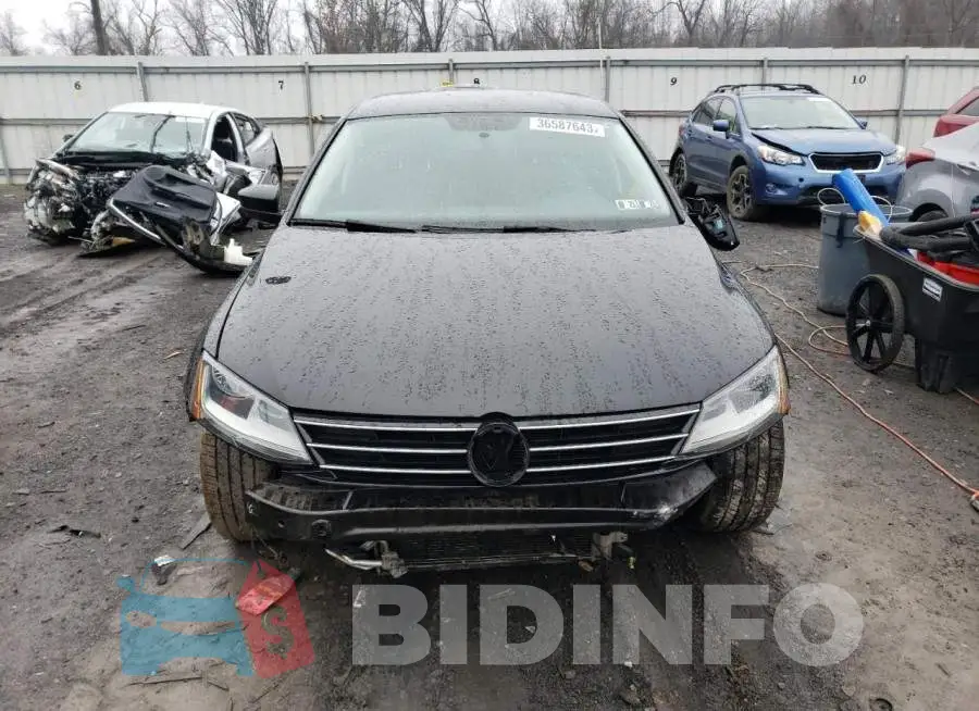 3VW2B7AJ9HM332141 Photo# 5