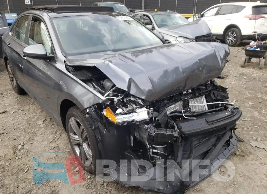 3VW7M7BU0NM030113 Photo# 9
