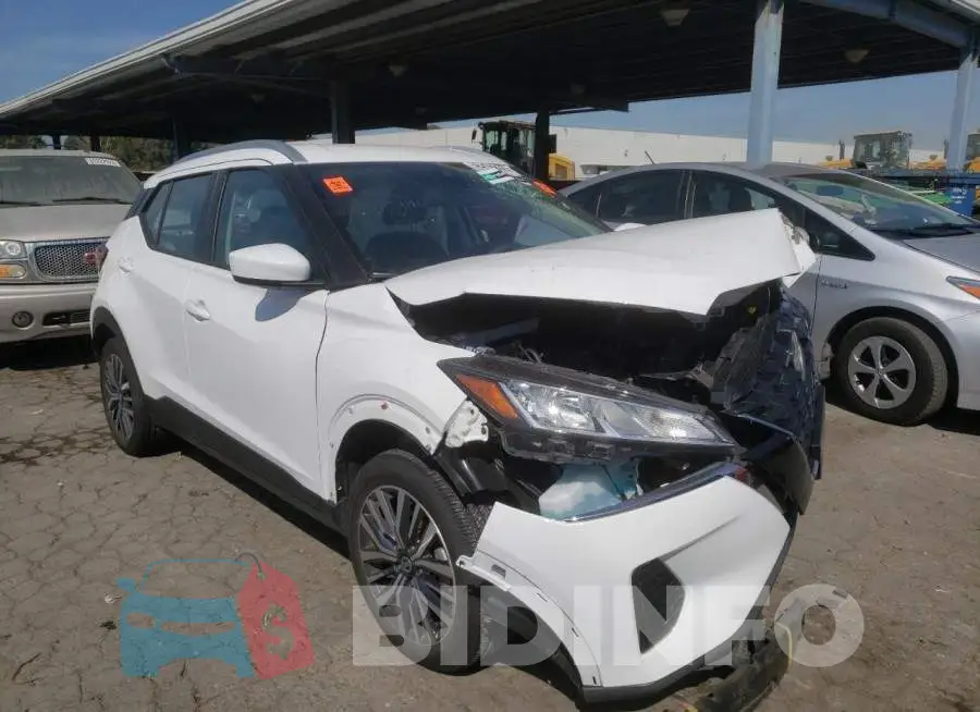 3N1CP5CV5ML526293 Photo# 1