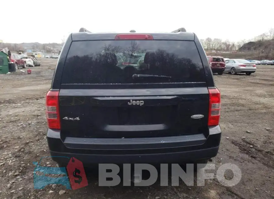 1C4NJRFB8FD176621 Photo# 6