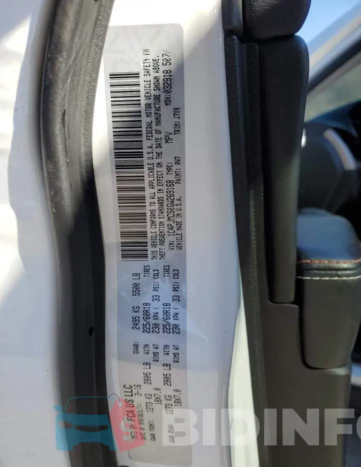 1C4PJMCS0GW269168 Photo# 14