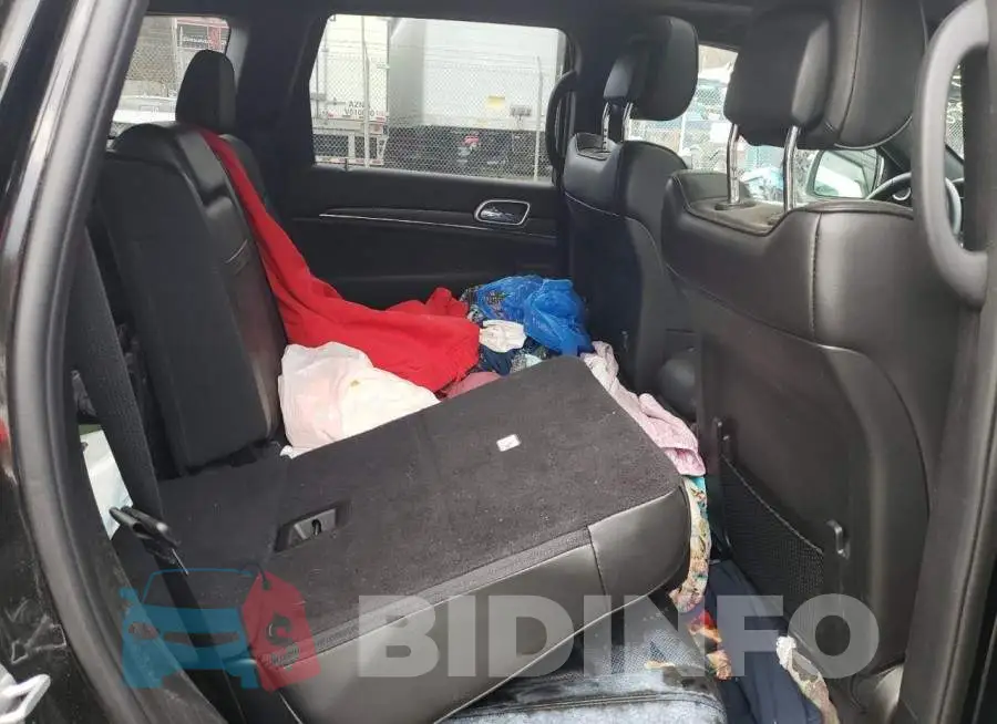 1C4RJFCG1JC183229 Photo# 11
