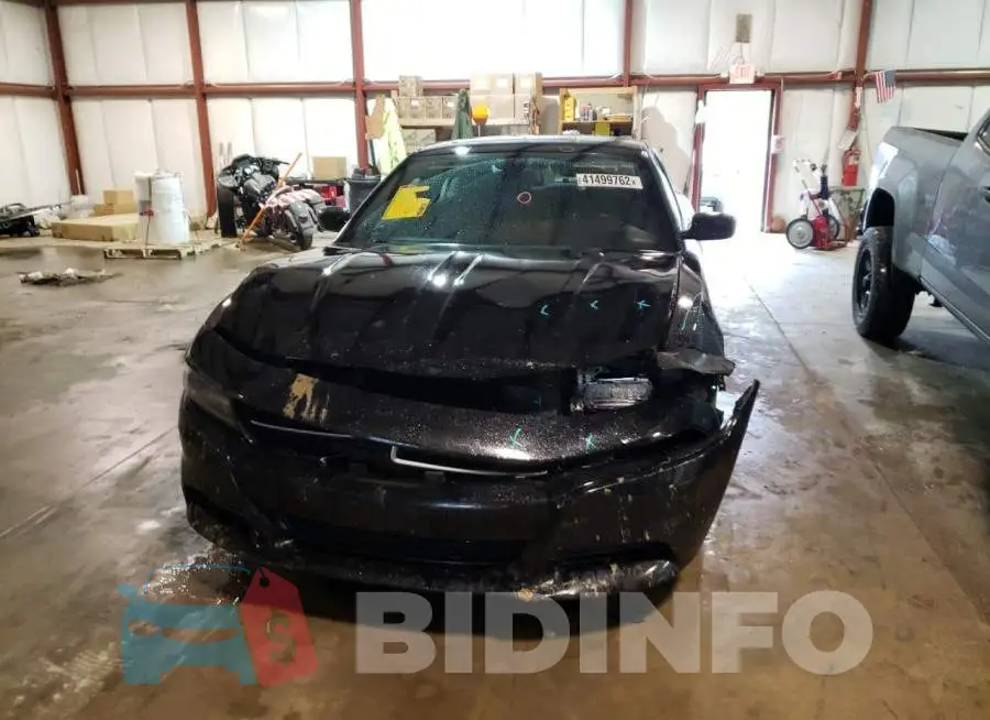 2C3CDXBG4FH893156 Photo# 9