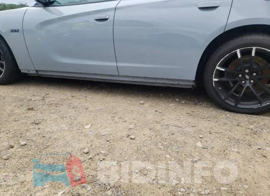 2C3CDXGJ5MH645287 Photo# 9