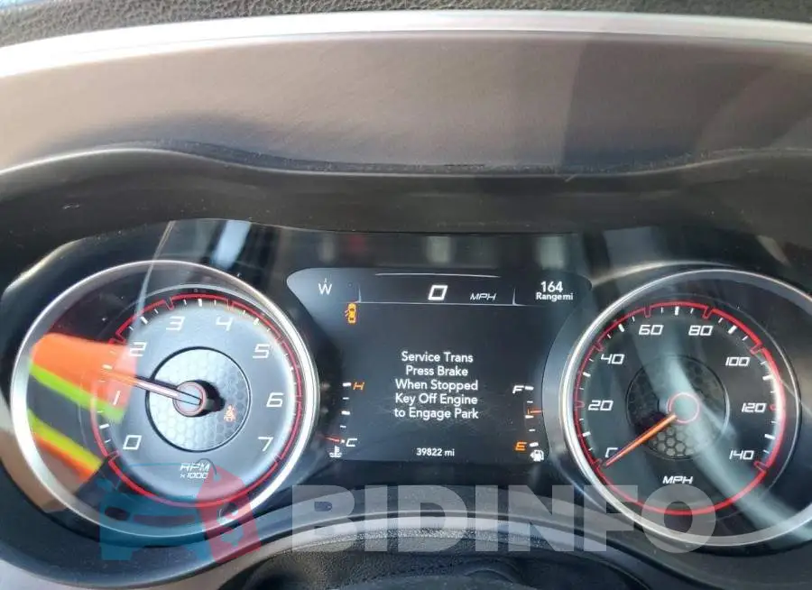 2C3CDXHG8MH527303 Photo# 9