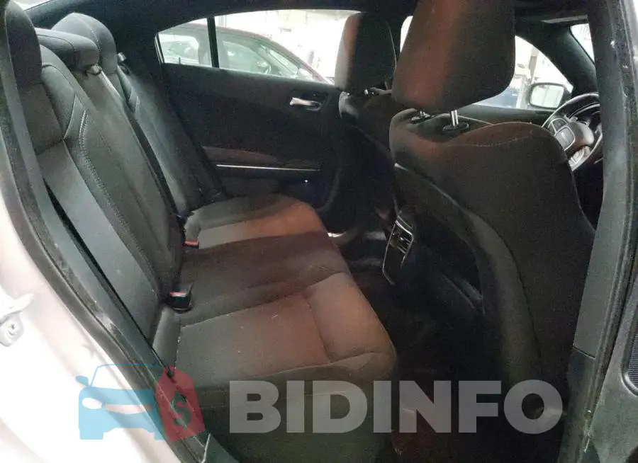 2C3CDXJG5FH742425 Photo# 10