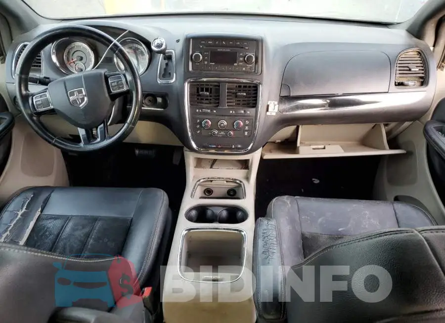 2C4RDGCG4HR600387 Photo# 8