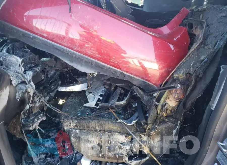 2C4RC1EG6HR652892 Photo# 7