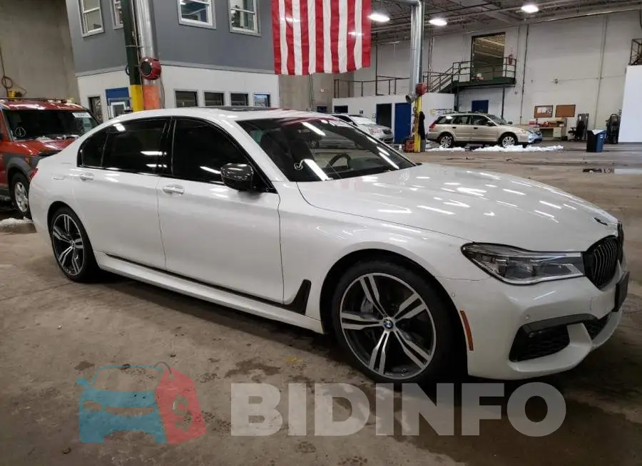 WBA7F2C5XJB238277 Photo# 4