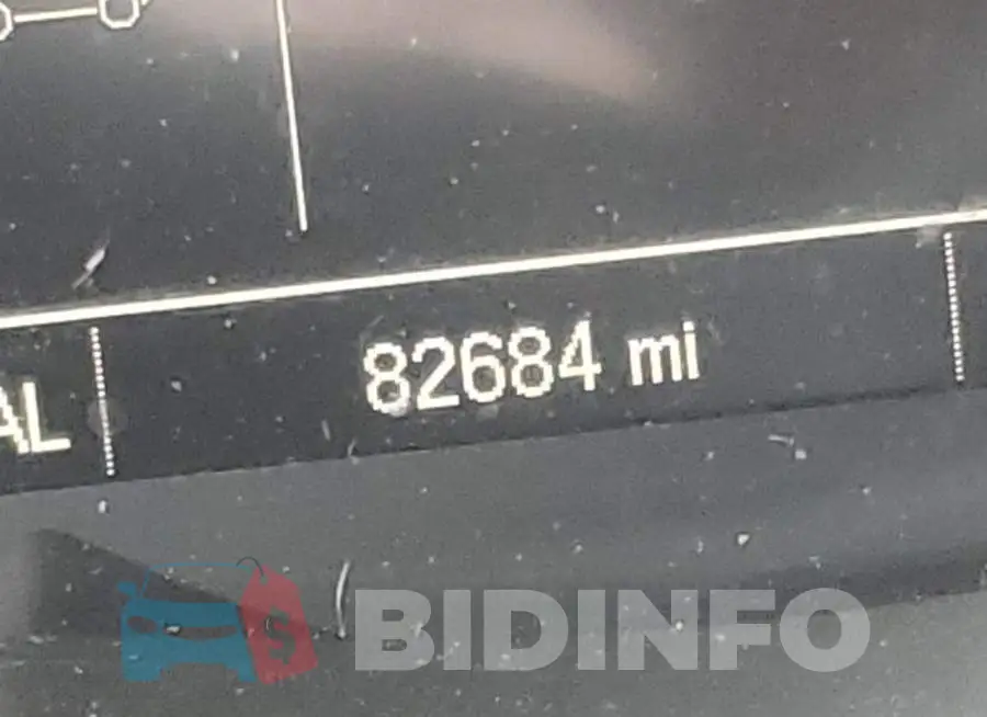 3GNCJLSB8HL180988 Photo# 8