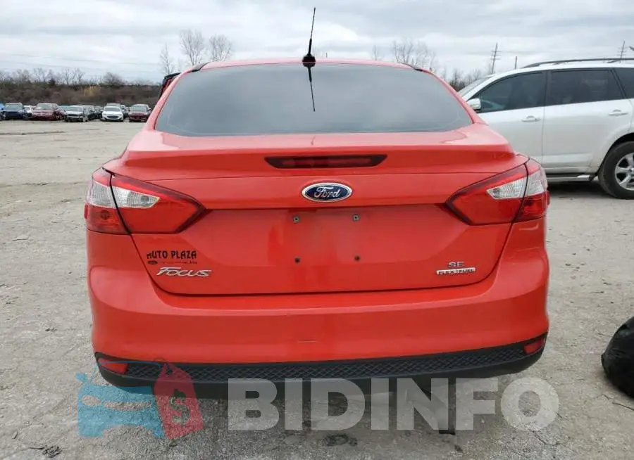 1FADP3F25EL324273 Photo# 6