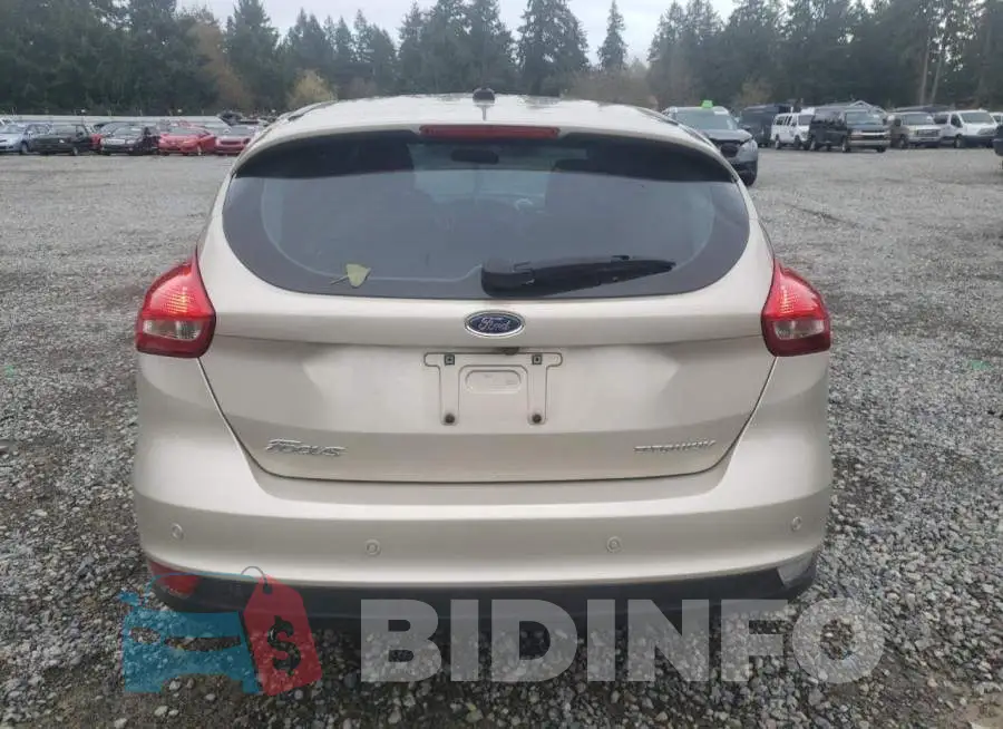 1FADP3N23HL285057 Photo# 6