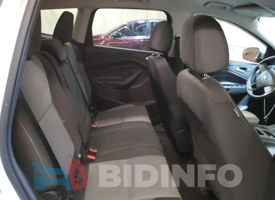 1FMCU9G97HUD71621 Photo# 11