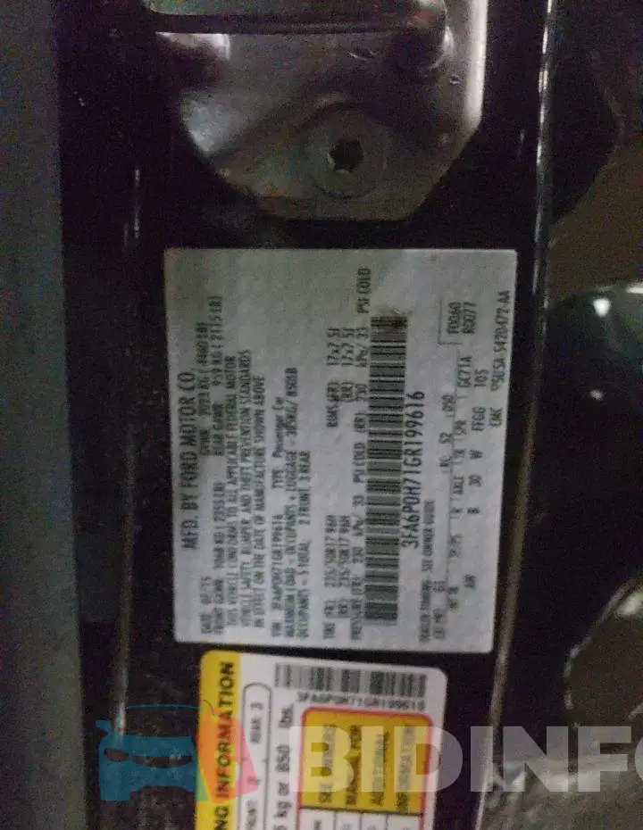 3FA6P0H71GR199616 Photo# 12