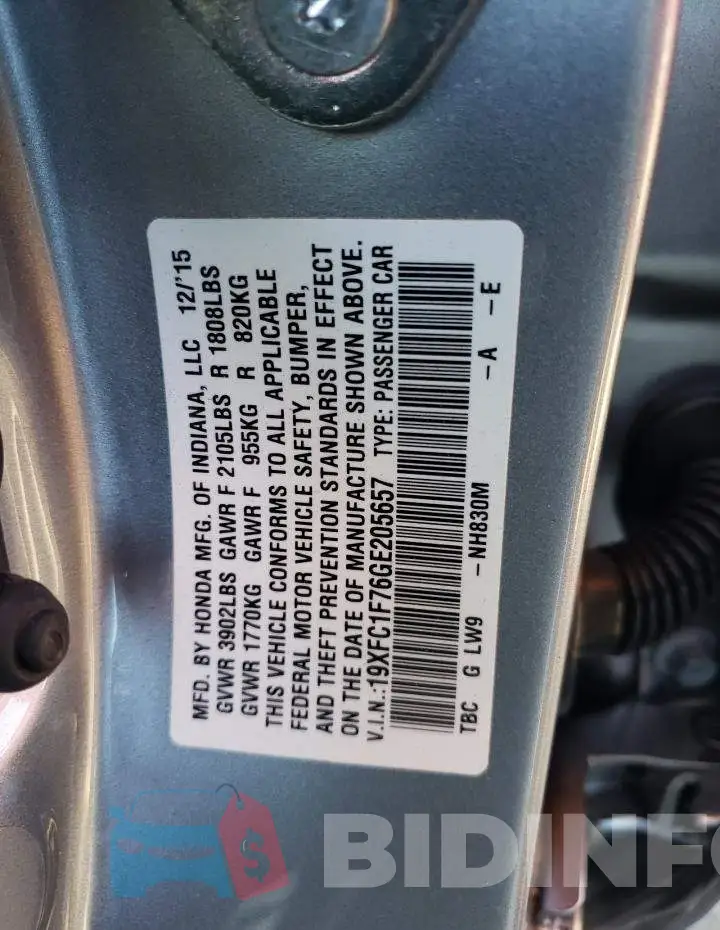 19XFC1F76GE205657 Photo# 12