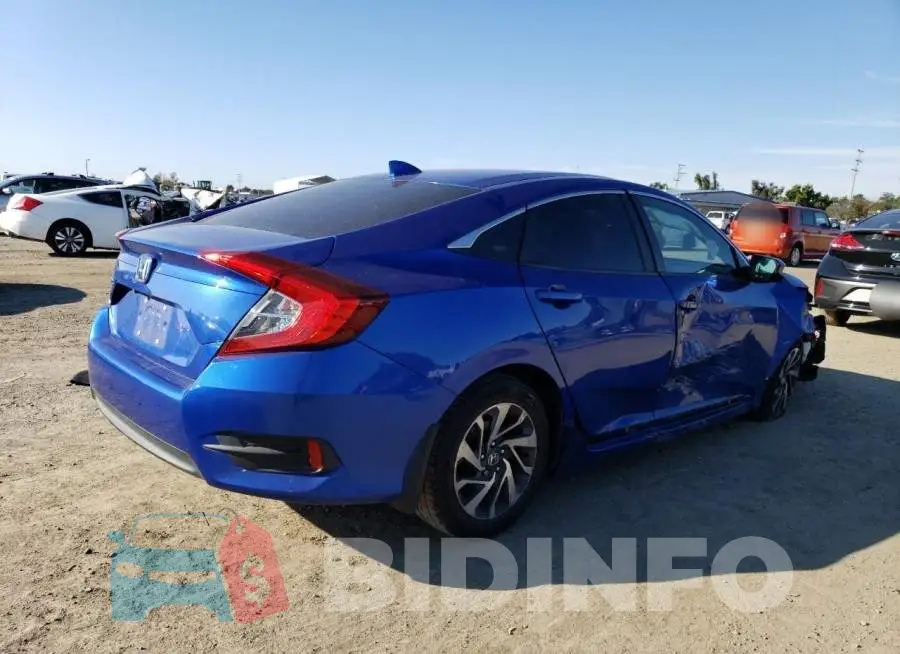 19XFC2F72HE232779 Photo# 3