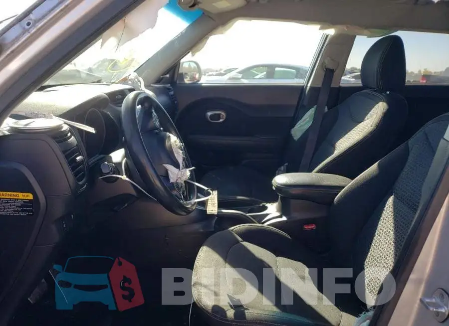 KNDJP3A57E7717845 Photo# 7