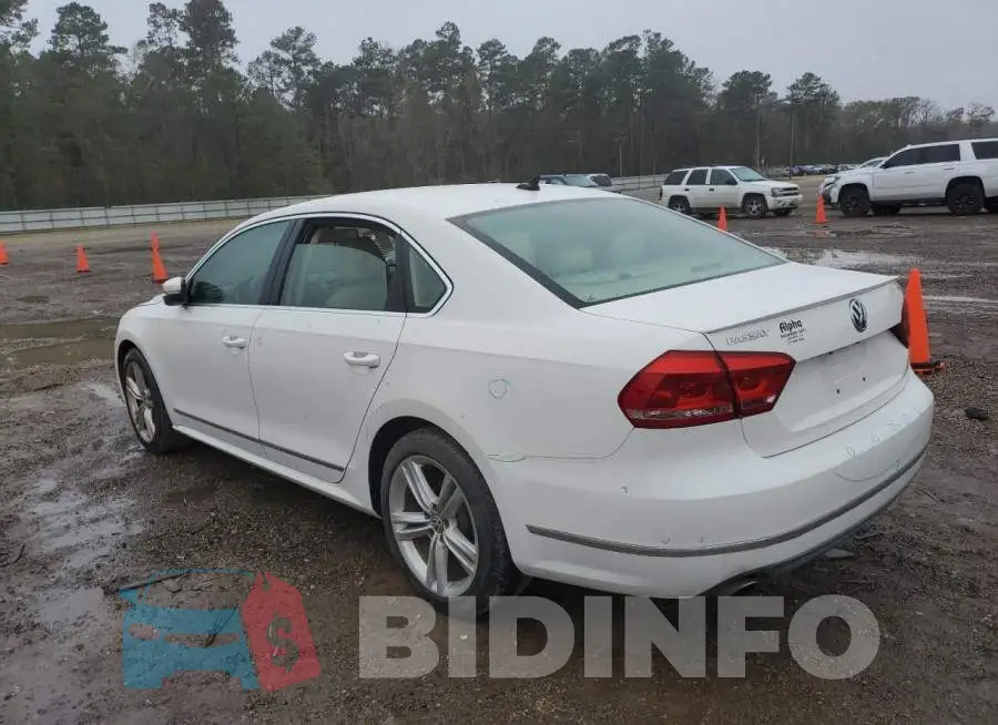 1VWCS7A34EC025446 Photo# 2