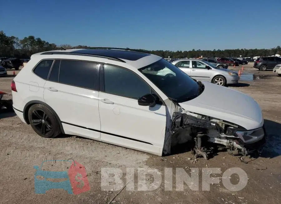 3VV3B7AX7KM146814 Photo# 4