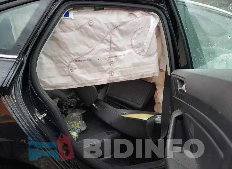 3VW7M7BU2NM010199 Photo# 6