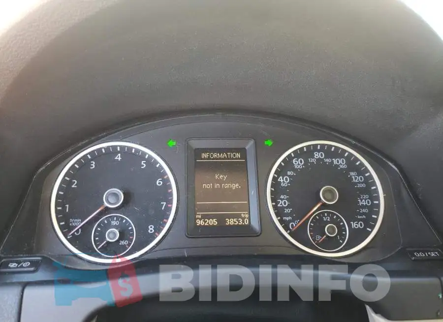 WVGAV7AX3FW520169 Photo# 9