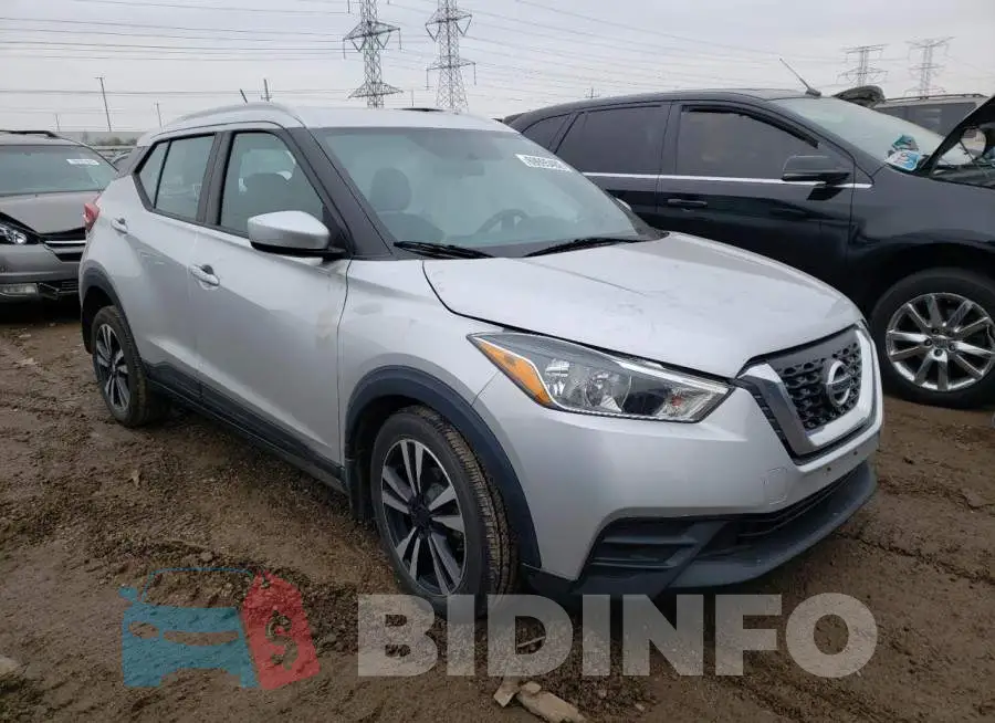 3N1CP5CU9JL531693 Photo# 4