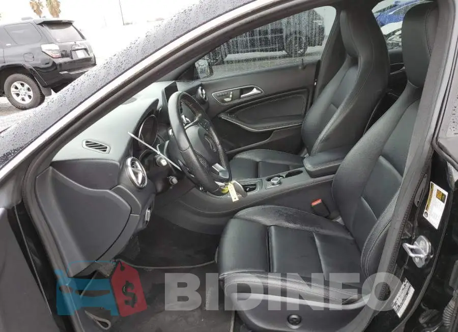 WDDSJ4EB7JN669528 Photo# 7