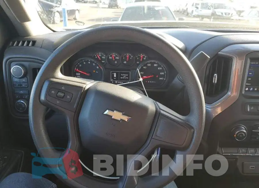 3GCPYBEK2LG371481 Photo# 8